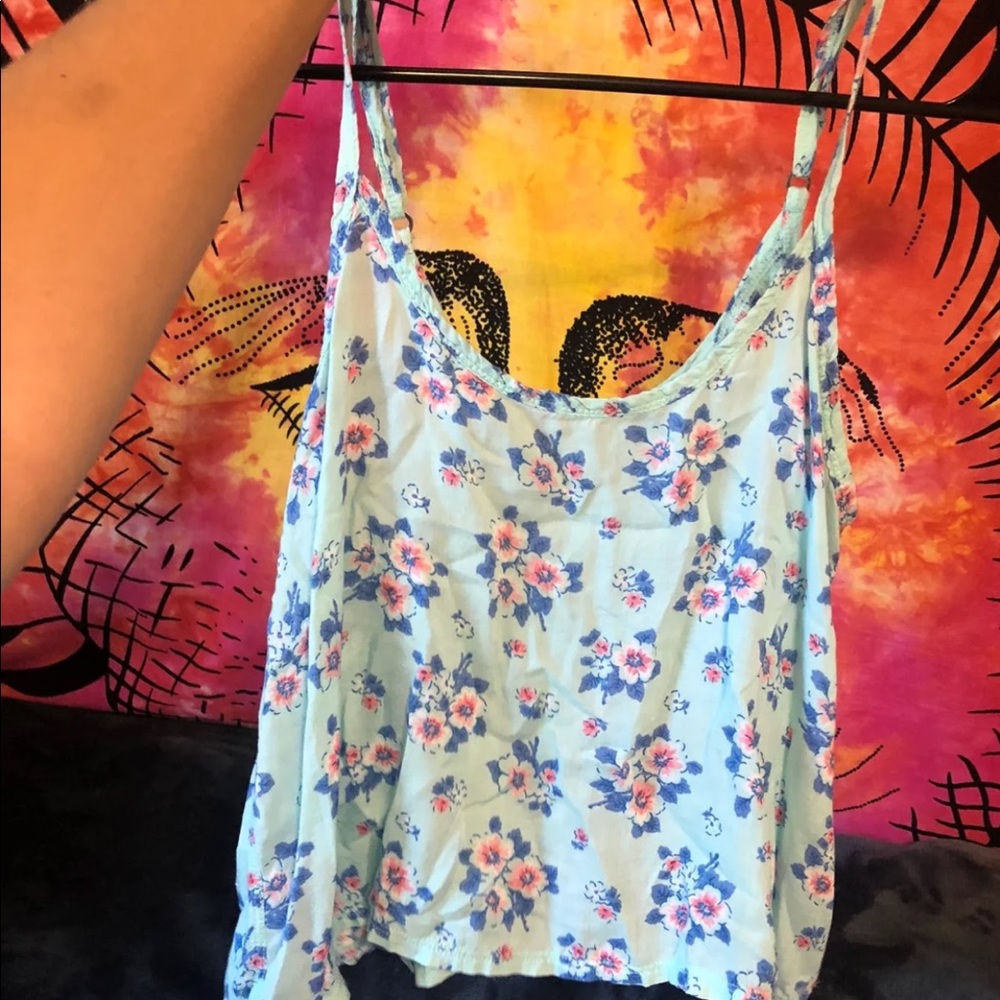 Hollister crop tank